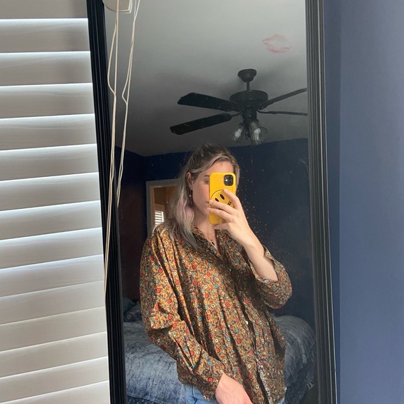 Floral Vintage Button Down - Picture 3 of 4